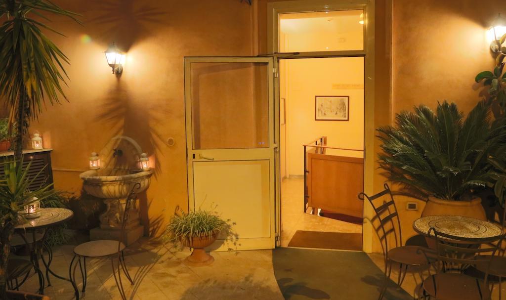 Hotel Felice Rome Bagian luar foto