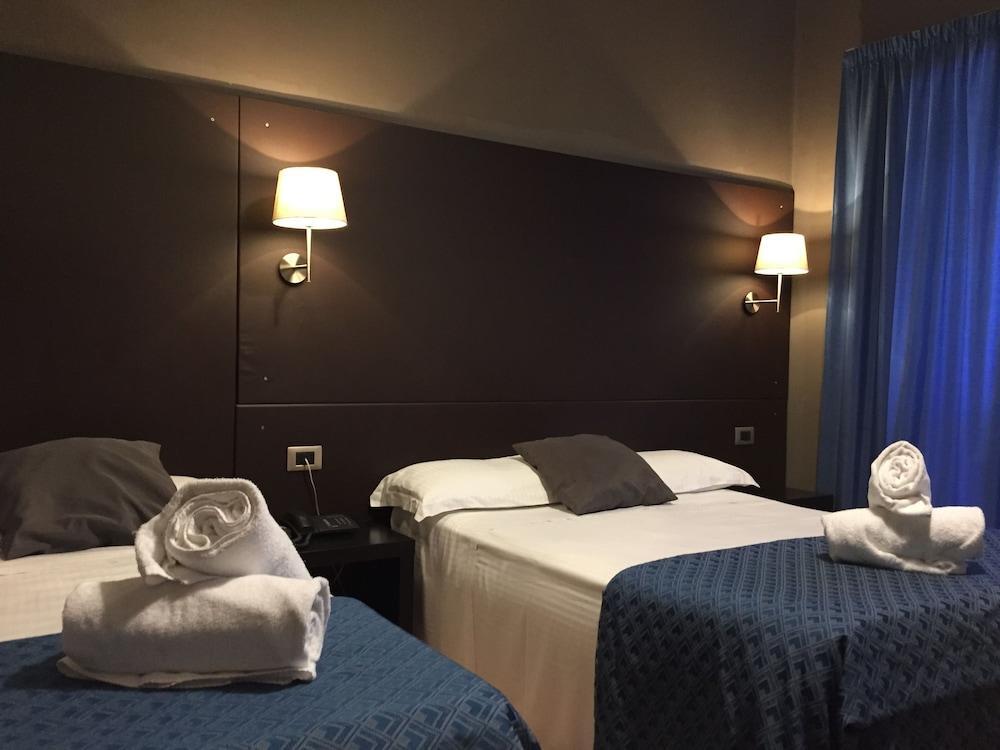 Hotel Felice Rome Bagian luar foto