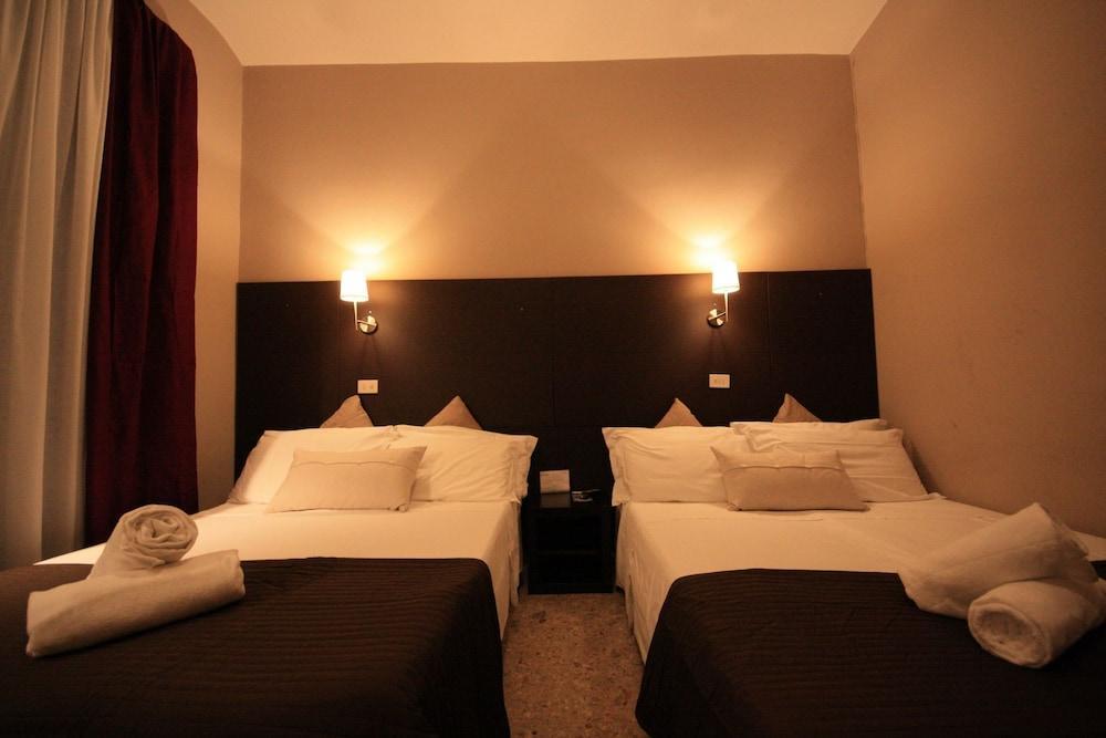 Hotel Felice Rome Bagian luar foto